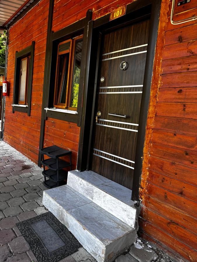 Апарт готель Maneviga Cafe & Apart Узунгьоль Екстер'єр фото